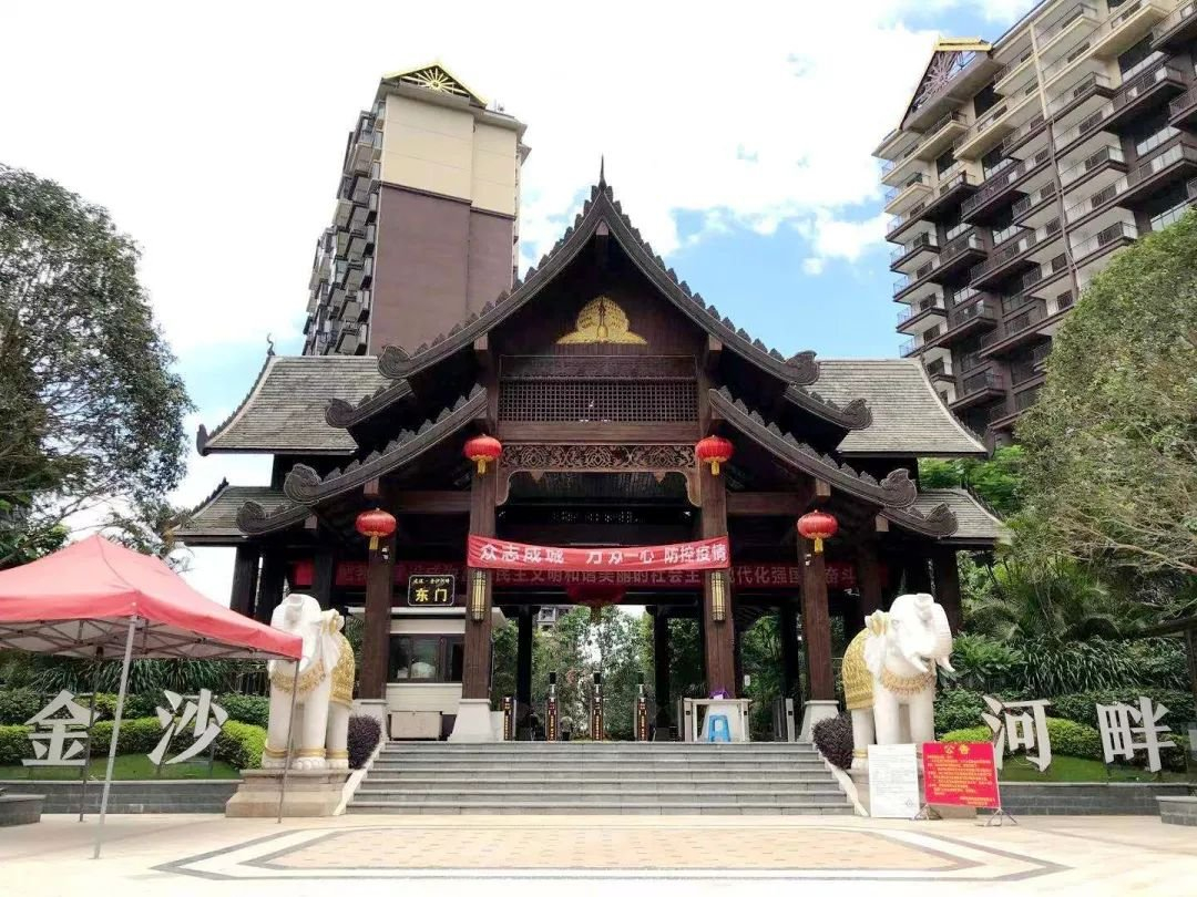 西雙版納勐?？h龍港金沙河畔箱式無負(fù)壓供水設(shè)備改造